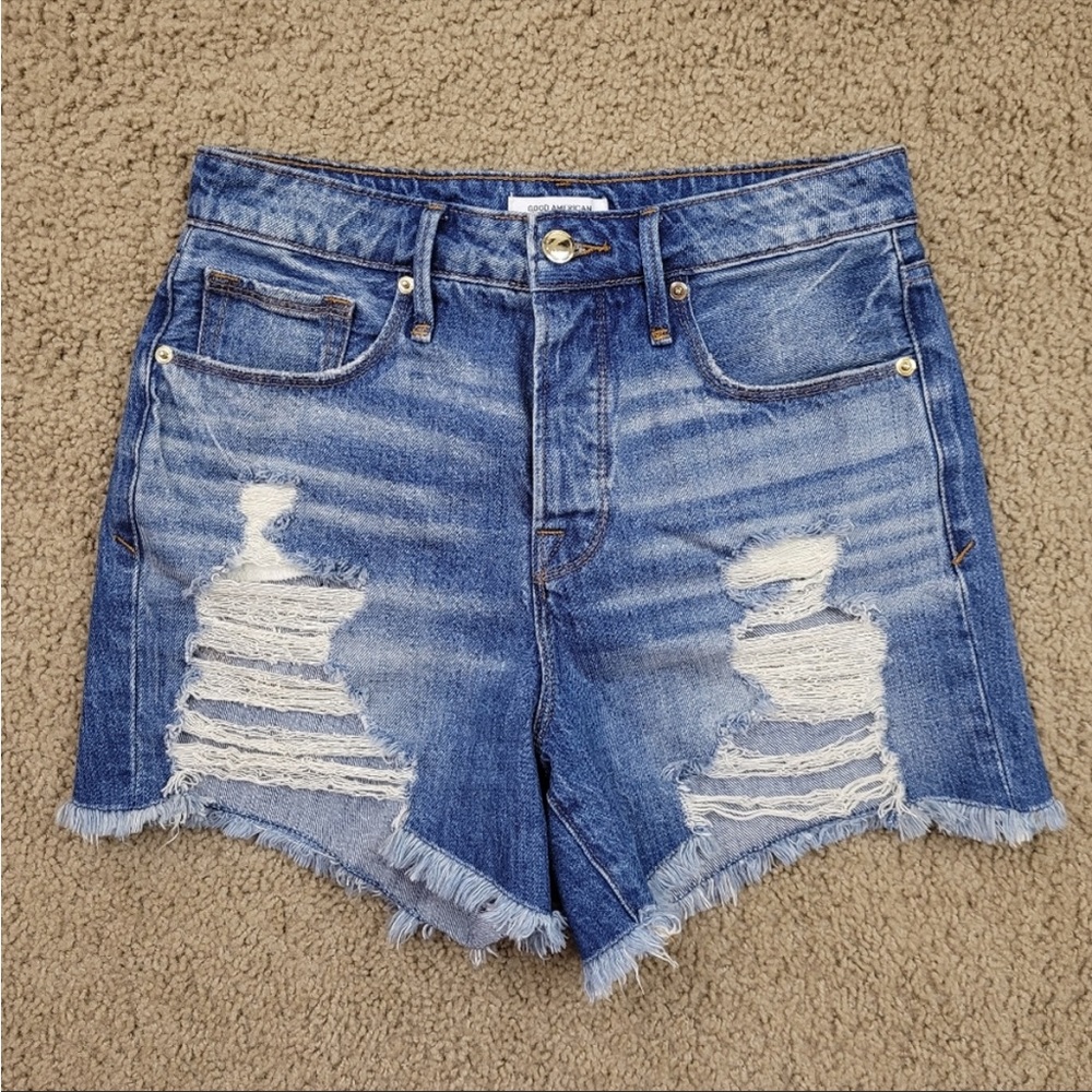 Good American bombshell shorts size 0/25